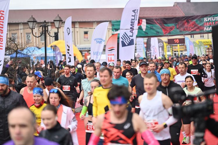 У Хусті відбувся масштабний благодійний забіг