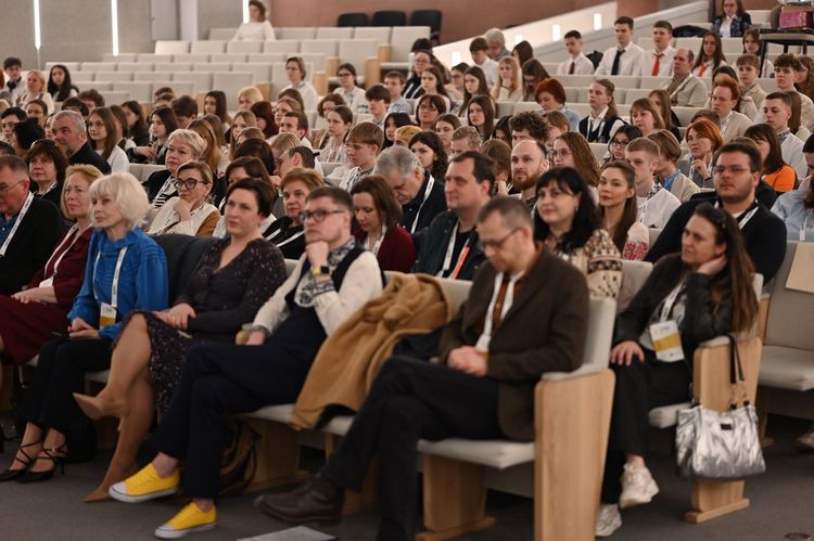 В Ужгороді відкрили фінальний етап Всеукраїнської учнівської олімпіади з біології
