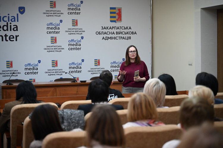 День спільнодії в Ужгороді об’єднав педагогів позашкілля навколо теми ментального здоров’я 