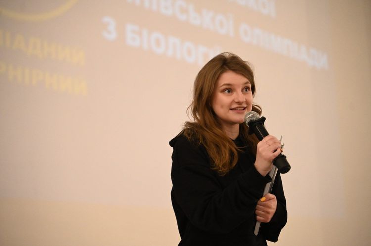 В Ужгороді нагородили переможців фінального етапу олімпіади з біології
