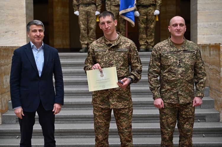 Мирослав Білецький вручив високі відзнаки закарпатським нацгвардійцям