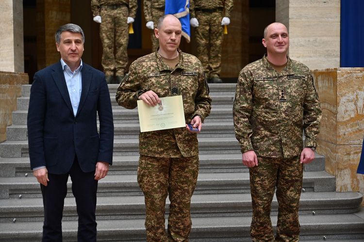 Мирослав Білецький вручив високі відзнаки закарпатським нацгвардійцям