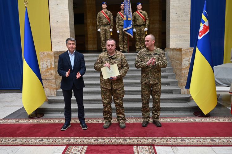 Мирослав Білецький вручив високі відзнаки закарпатським нацгвардійцям