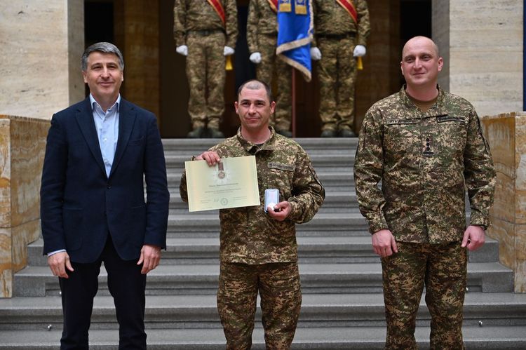 Мирослав Білецький вручив високі відзнаки закарпатським нацгвардійцям