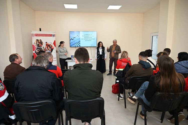 Медики закарпатської екстренки вдосконалювали навички безбар’єрної комунікації та стійкості