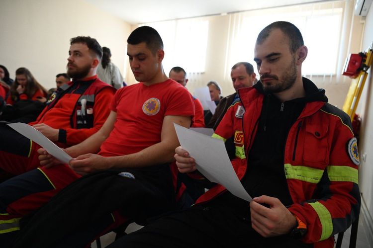 Медики закарпатської екстренки вдосконалювали навички безбар’єрної комунікації та стійкості