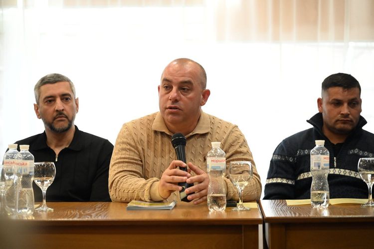 Підтримка та інтеграція: на Закарпатті відбувся круглий стіл до Міжнародного дня ромів
