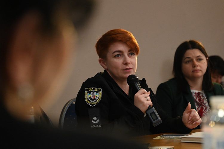 Підтримка та інтеграція: на Закарпатті відбувся круглий стіл до Міжнародного дня ромів