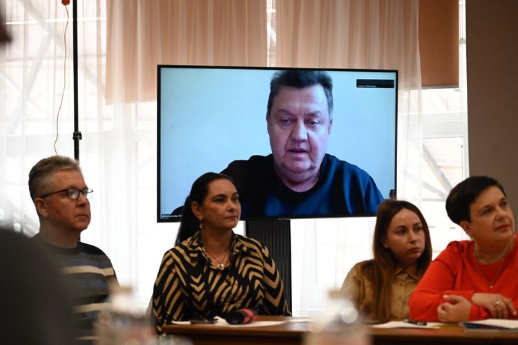 Підтримка та інтеграція: на Закарпатті відбувся круглий стіл до Міжнародного дня ромів