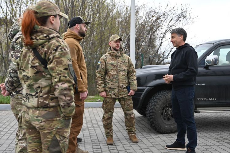 Мирослав Білецький відвідав на передовій закарпатських патрульних 