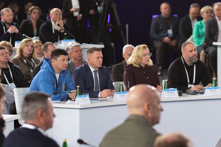 Мирослав Білецький та керівники громад Закарпаття долучилися до засідання Конгресу при Президентові України