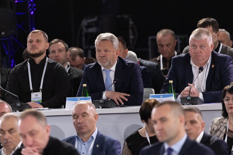 На полях Конгресу обговорили життєдіяльність громад та підготовку до наступного опалювального сезону