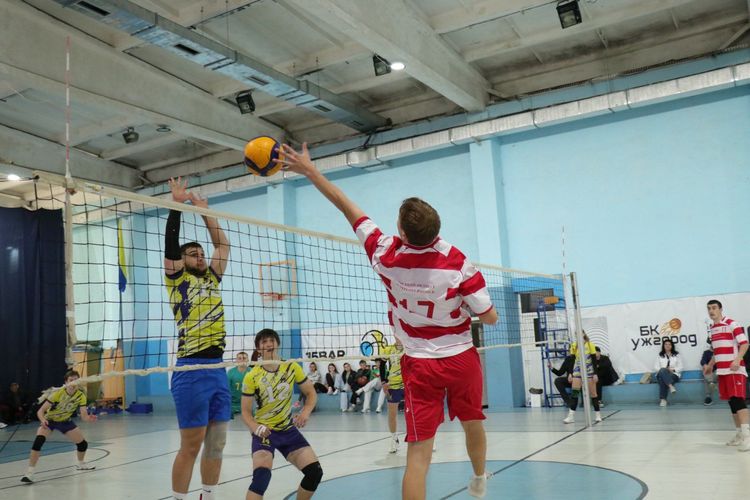 Ужгород приймав обласний етап перших студентських ліг