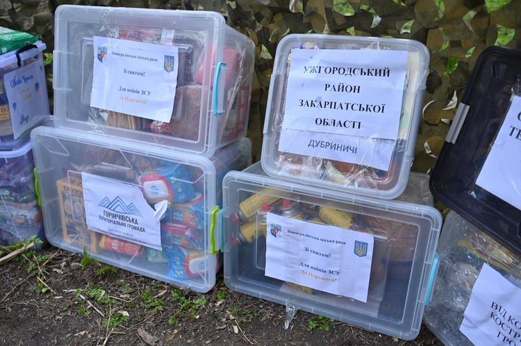Технічна допомога та великодні гостинці від громад Закарпаття надійшли воїнам Нацгвардії
