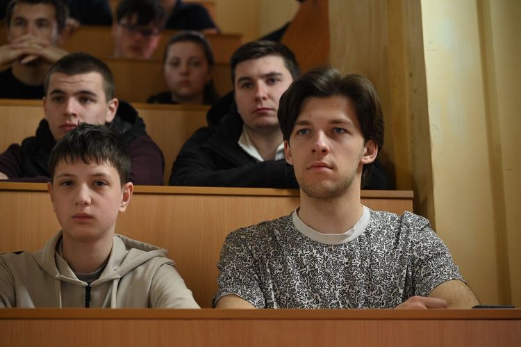 На Закарпатті відбулися перші змагання із дрон-рейсингу «TEIB 2026»