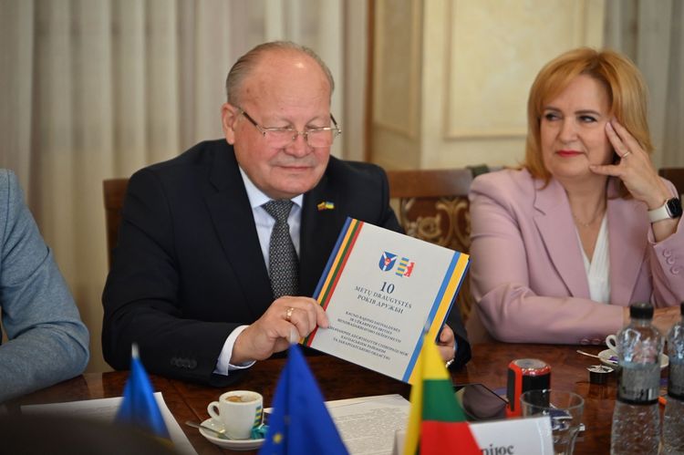 Керівництво області зустрілося з литовською делегацією 