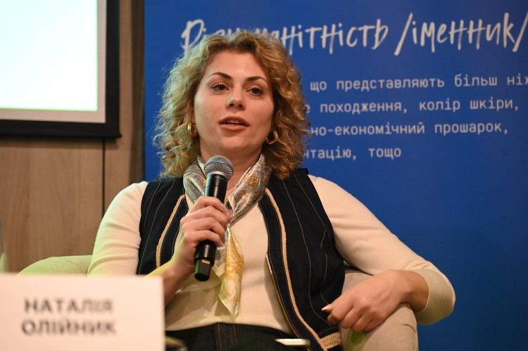 В Ужгороді презентували «Соціальний атлас ромських громад Закарпаття»