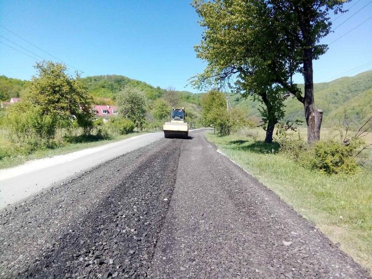 Сила єдності в дії: стартував ремонт дороги Свалява – Довге – Липча