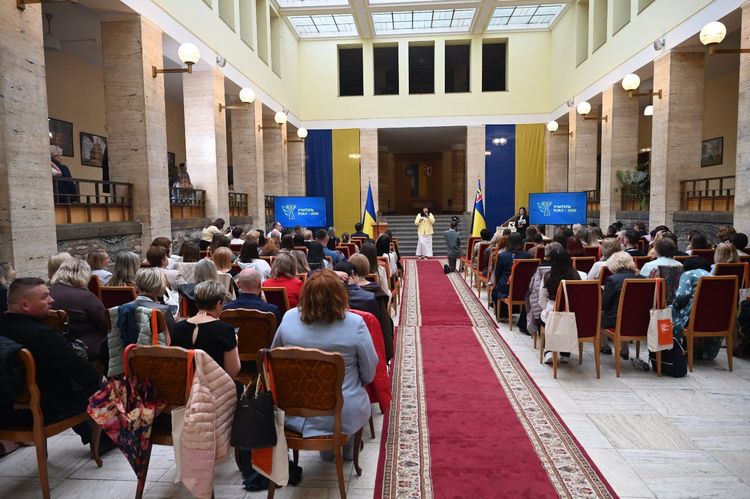 Ужгород об’єднав найкращих педагогів України на фіналі «Учитель року – 2026»