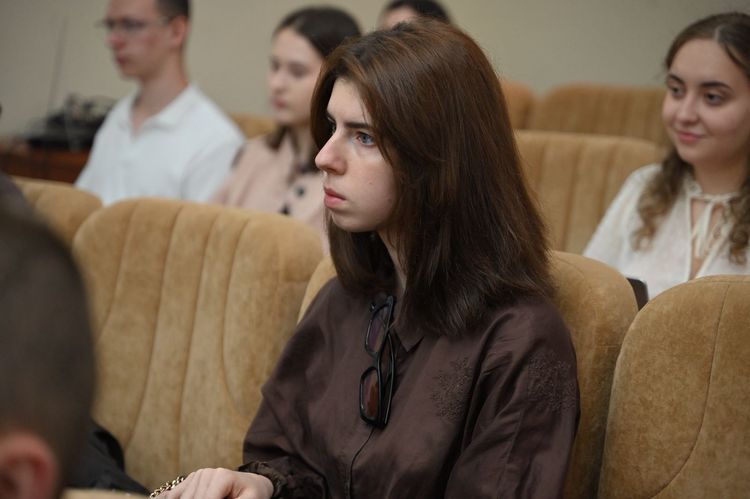 «Лідери змін Закарпаття» – нова обласна премія для молоді!