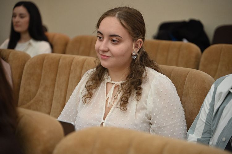 «Лідери змін Закарпаття» – нова обласна премія для молоді!