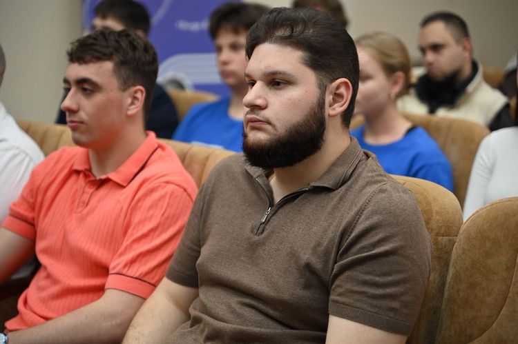 «Лідери змін Закарпаття» – нова обласна премія для молоді!