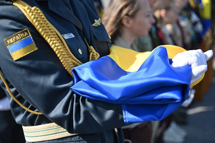 На Закарпатті зустріли прах лідера ОУН Андрія Мельника та його дружини