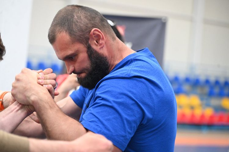 В Ужгороді відбувся обласний чемпіонат з армрестлінгу на підтримку Сил оборони України