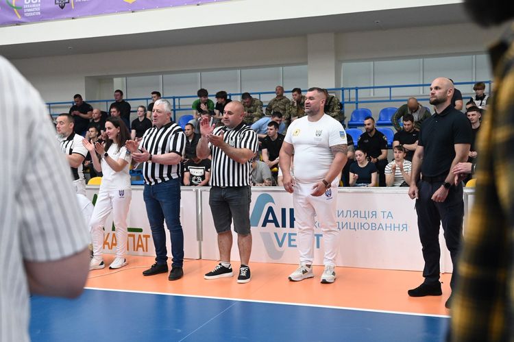 В Ужгороді відбувся обласний чемпіонат з армрестлінгу на підтримку Сил оборони України