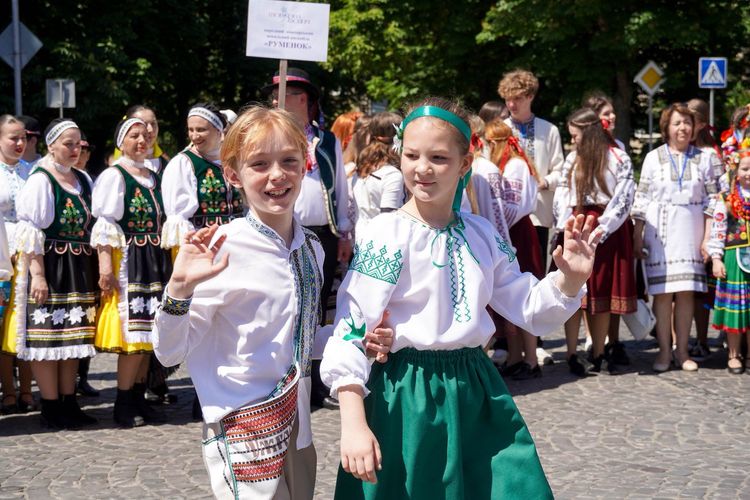 На Закарпатті відбувся І Відкритий фольклорний фестиваль-конкурс «Шовкова косиця»