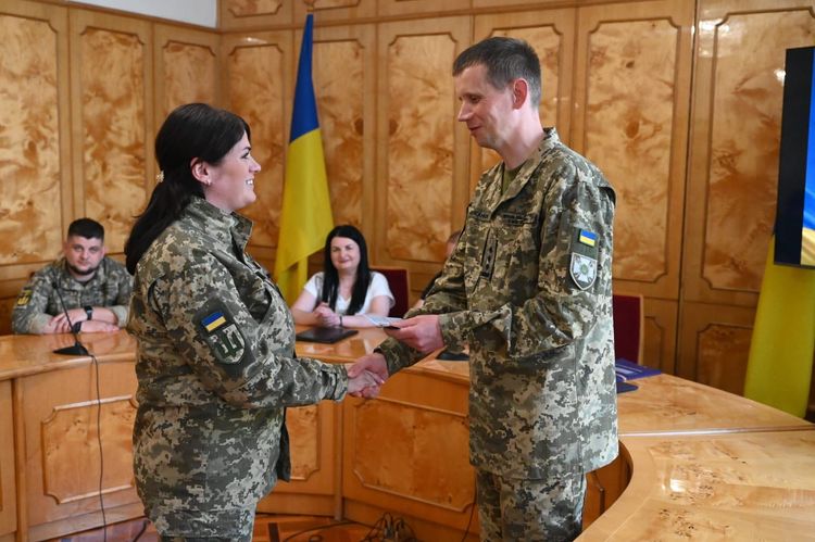 У Закарпатській ОВА відзначили фахівців Держспецзв’язку