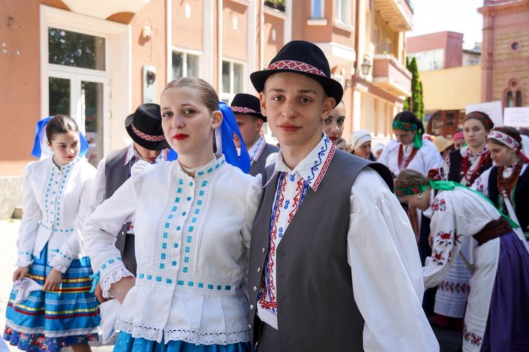 На Закарпатті відбувся І Відкритий фольклорний фестиваль-конкурс «Шовкова косиця»