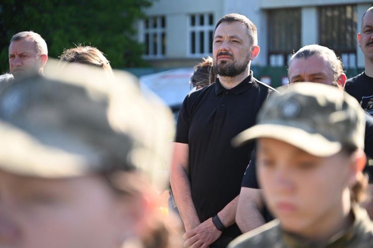 В Ужгороді урочисто підняли прапор морської піхоти України та вшанували полеглих Героїв