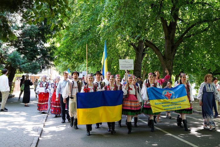 На Закарпатті відбувся І Відкритий фольклорний фестиваль-конкурс «Шовкова косиця»