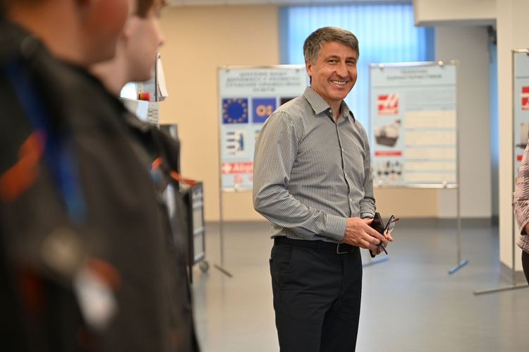 Мирослав Білецький закликав громади Закарпаття переймати успішний досвід Перечина у сфері профтехосвіти