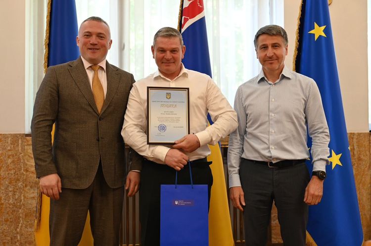 Заступник міністра молоді та спорту зустрівся із представниками спортивної спільноти Закарпаття