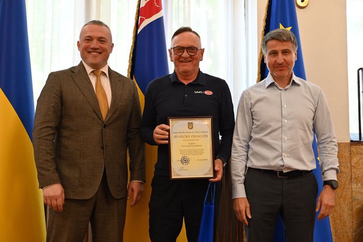 Заступник міністра молоді та спорту зустрівся із представниками спортивної спільноти Закарпаття