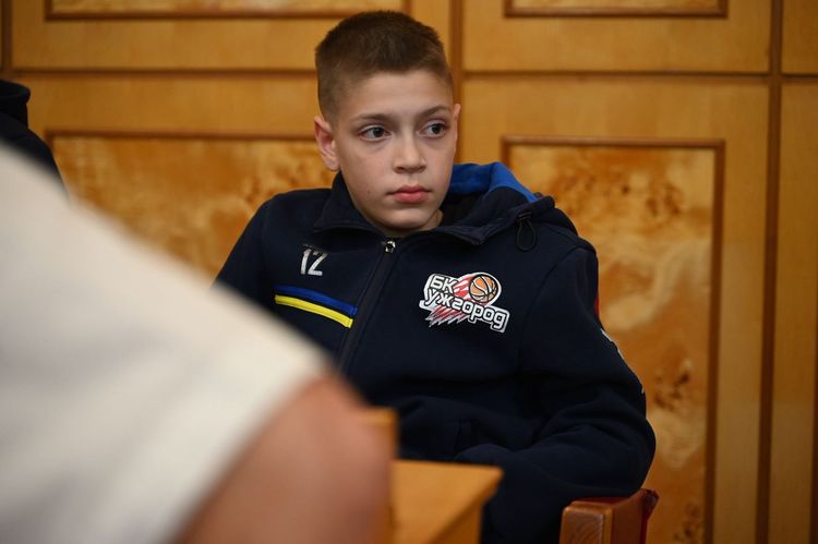 Заступник міністра молоді та спорту зустрівся із представниками спортивної спільноти Закарпаття