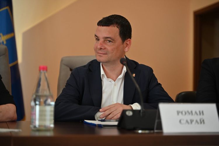 На Закарпатті відзначили працівників господарського суду з нагоди професійного ювілею