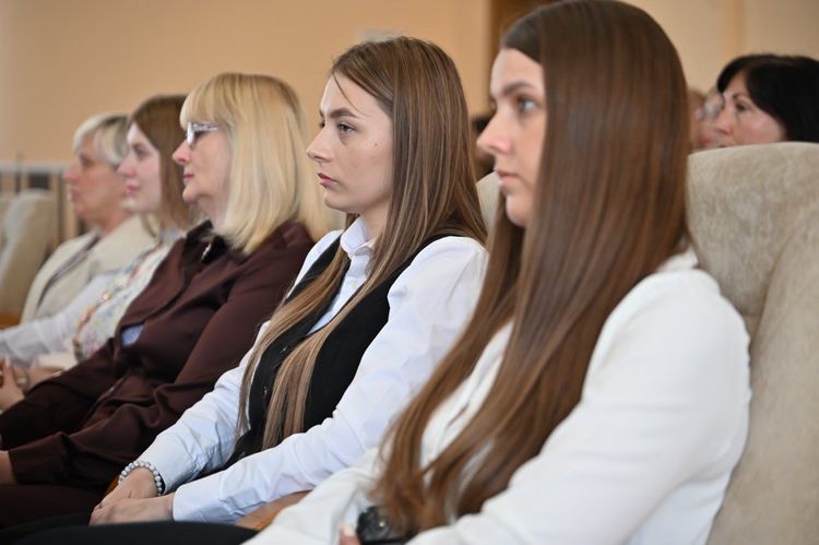 На Закарпатті відзначили працівників господарського суду з нагоди професійного ювілею