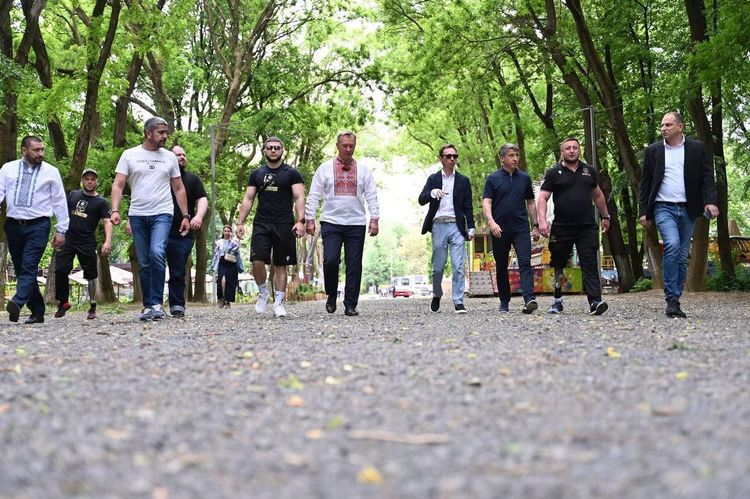 На Закарпатті розвивають гольф як ефективний метод реабілітації ветеранів війни