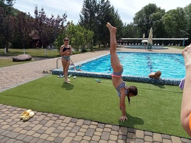 Учасники проєкту «Карпатська зміна» проводять незабутні дні на Закарпатті