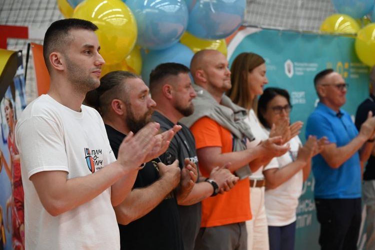 На Закарпатті визначили найкращих юних гандболісток країни