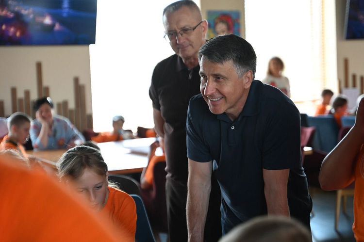 «Карпатська зміна» у Хусті: Мирослав Білецький відвідав табір для дітей із Київщини