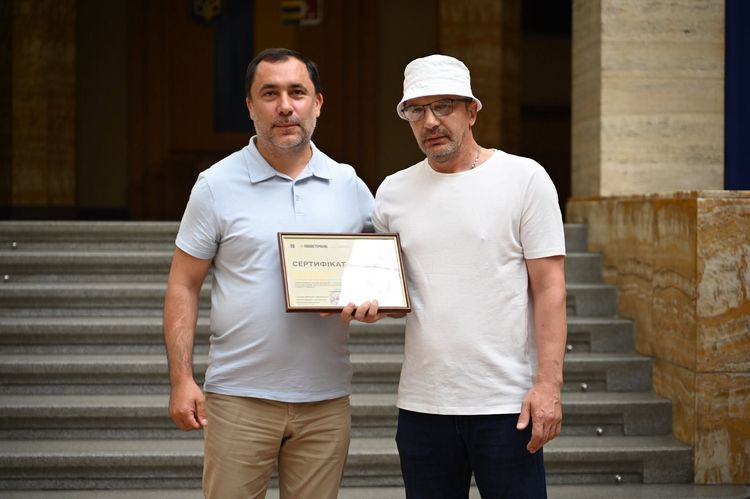 38 родин закарпатських військових та ветеранів отримали сертифікати на житло