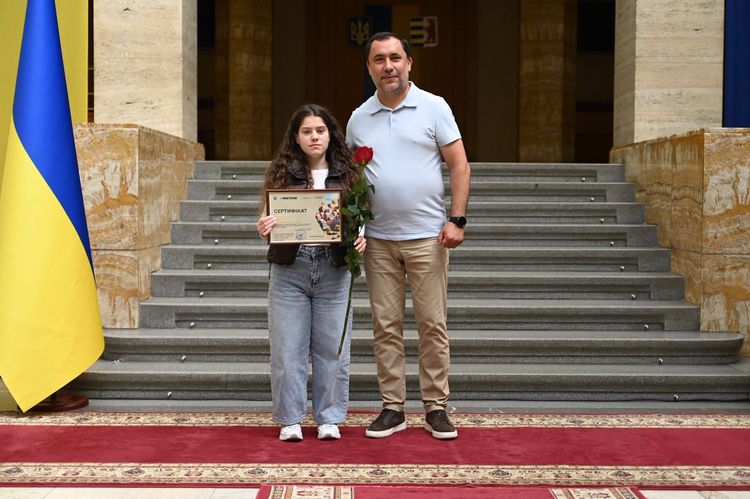 38 родин закарпатських військових та ветеранів отримали сертифікати на житло