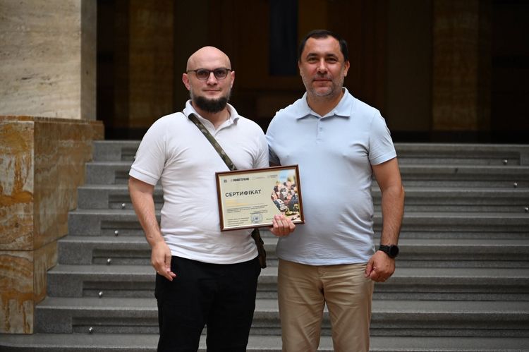 38 родин закарпатських військових та ветеранів отримали сертифікати на житло