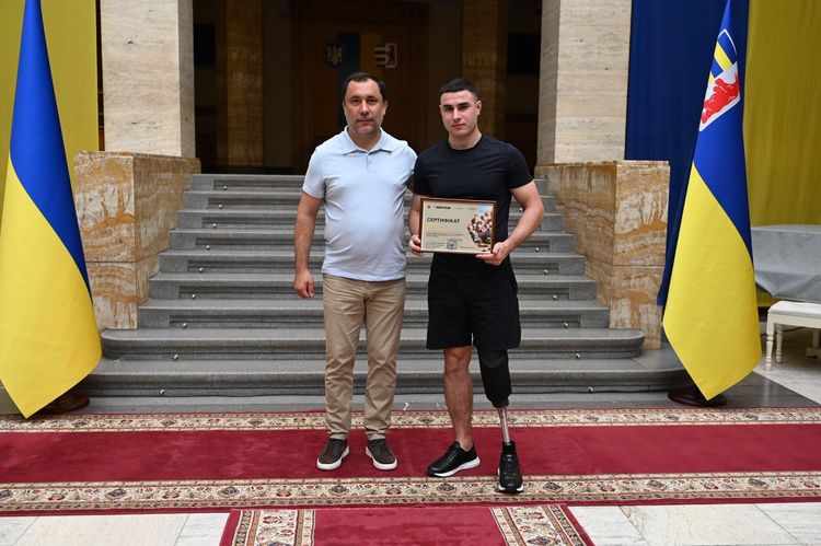 38 родин закарпатських військових та ветеранів отримали сертифікати на житло