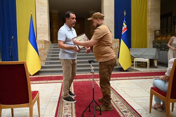 38 родин закарпатських військових та ветеранів отримали сертифікати на житло