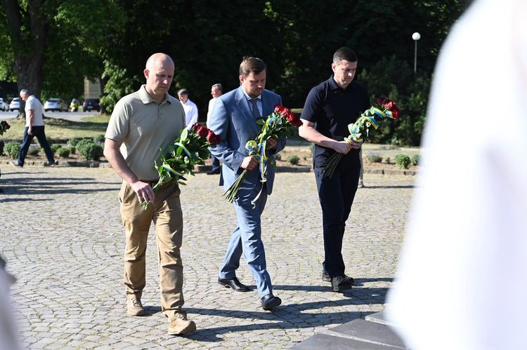 В обласному центрі Закарпаття відзначили 30-ту річницю з дня прийняття Конституції України
